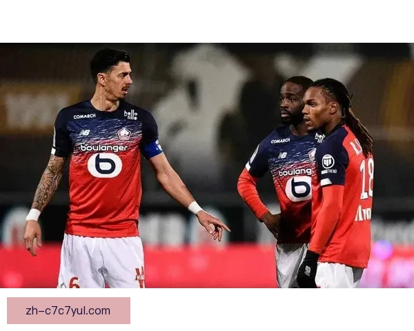 里尔对决布雷斯特费帕领衔首发