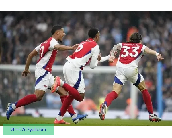 惊慌失措阿森纳失误送曼城良机