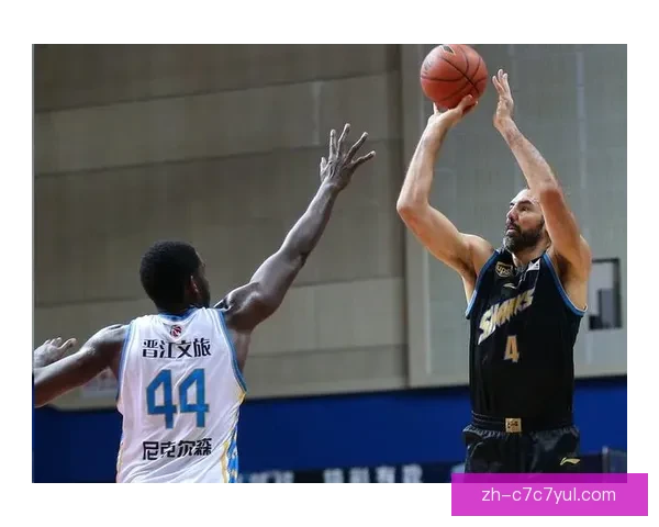 半场落后日本14分廖赵各8分